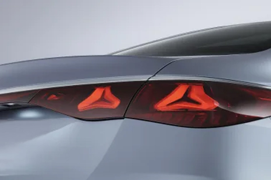 E-Class Sedan Tail light