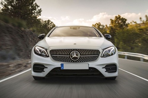 Full Front View of E-Class Coupe
