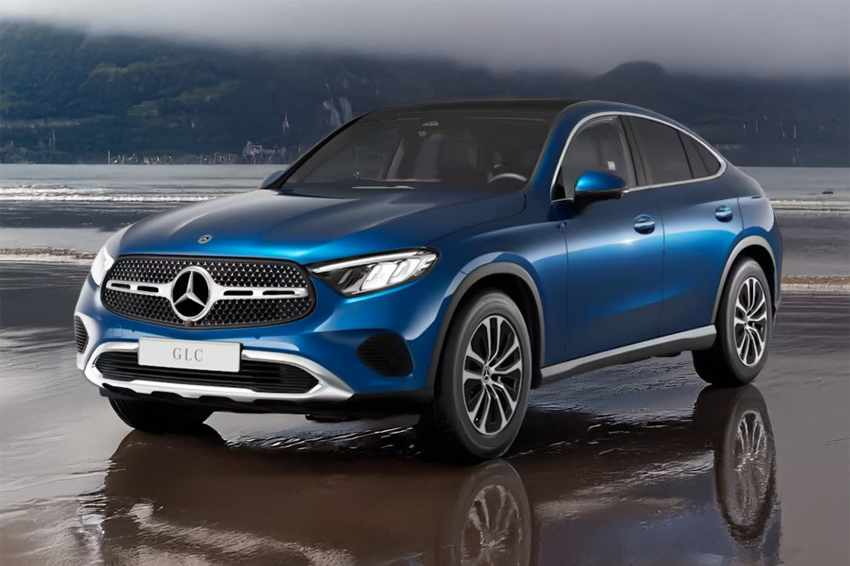 GLC-Class Coupe Front angle low view