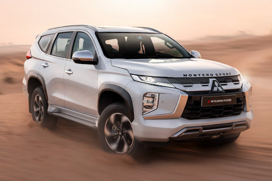 Mitsubishi Montero Sport Front Cross Side View