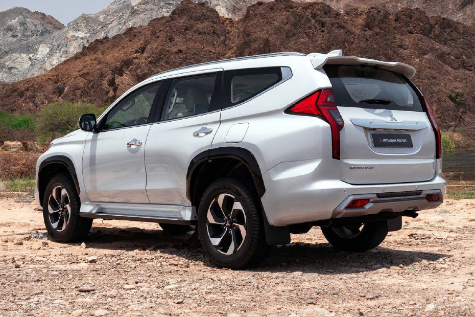 Rear Cross Side View of Mitsubishi Montero Sport