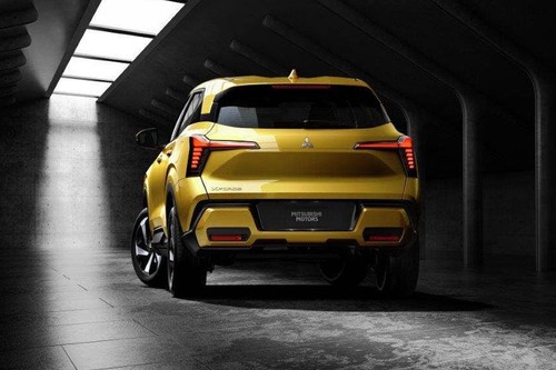 Rear Medium View of Mitsubishi Xforce