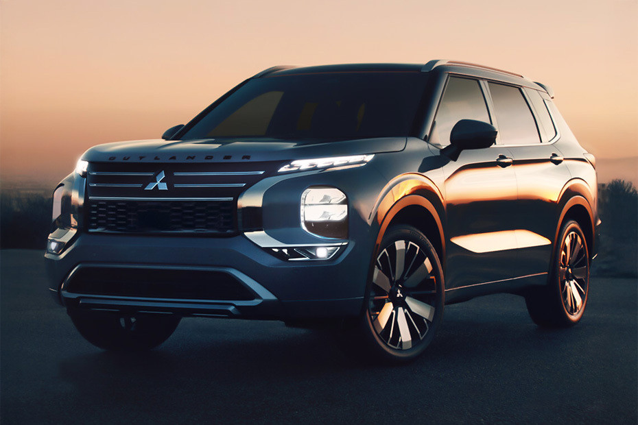 Outlander Front angle low view in UAE