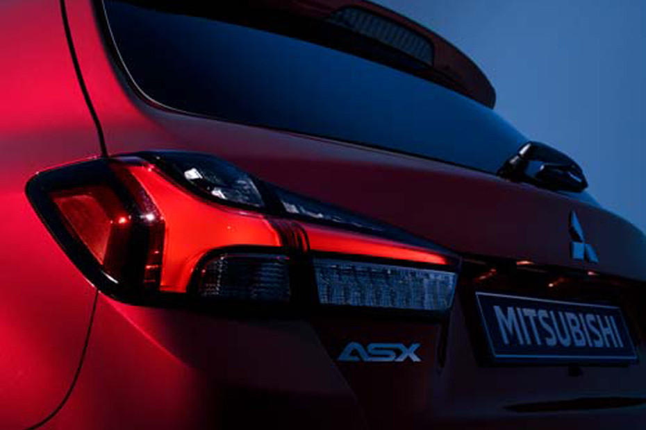 ASX Tail light