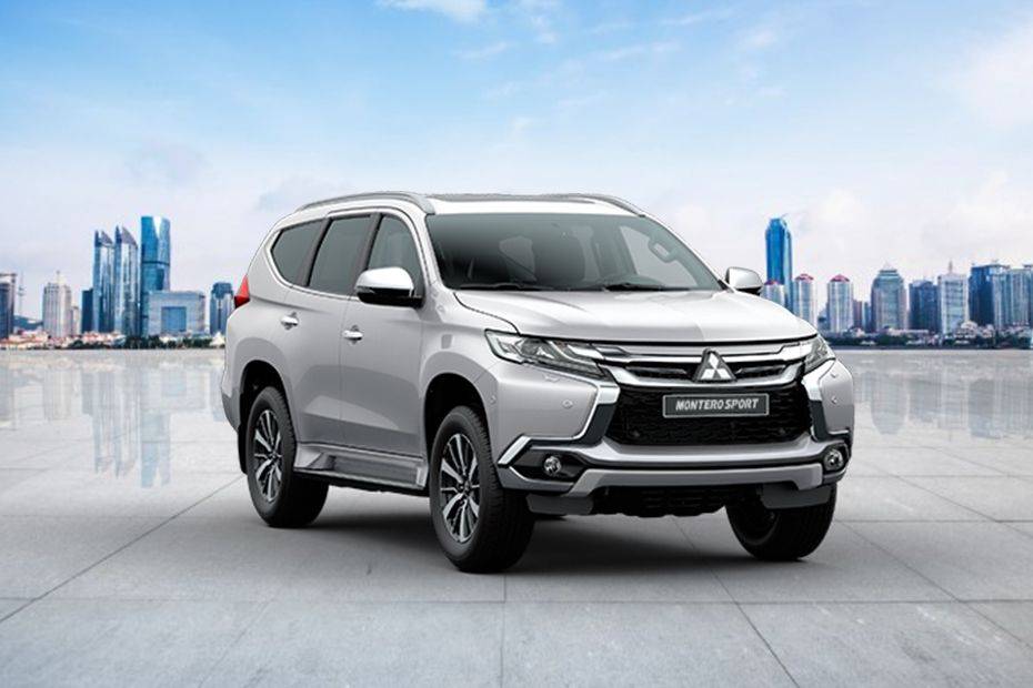 Mitsubishi Montero Sport (2022-2023) Images - View Complete Interior 