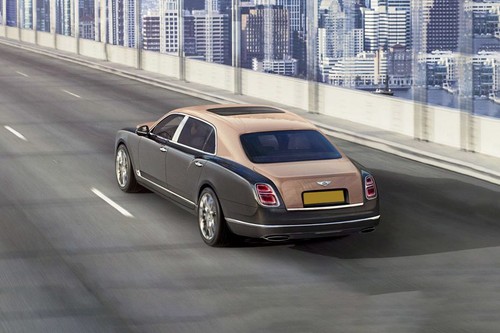 Rear Medium View of Bentley Mulsanne