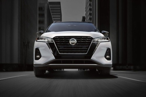 Full Front View of Kicks (2023-2024)