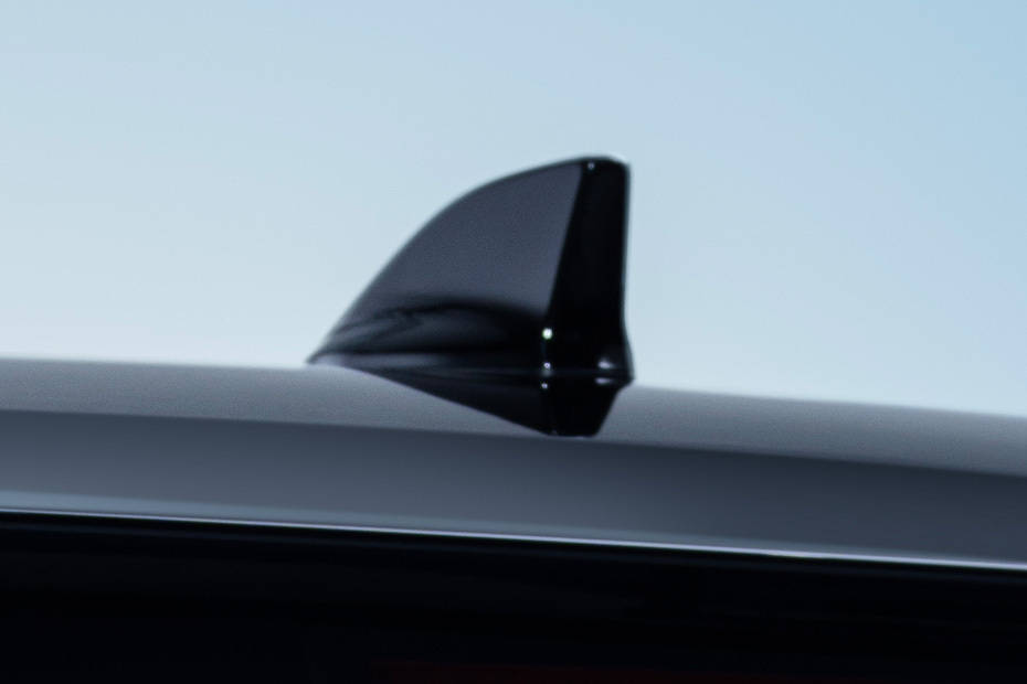 Micra EV Roof Antenna Micra EV Roof Antenna