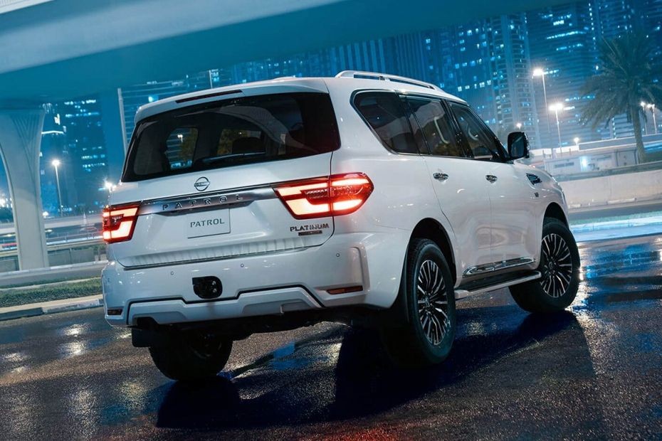 Patrol (2017-2023) Rear angle view in UAE