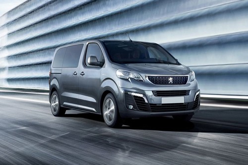 Peugeot Traveller (2018-2022) Front Cross Side View