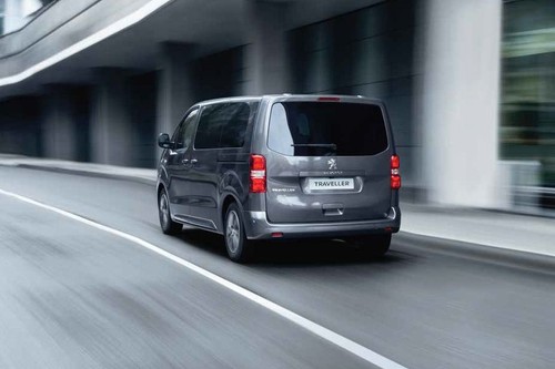 Rear Cross Side View of Peugeot Traveller (2018-2022)