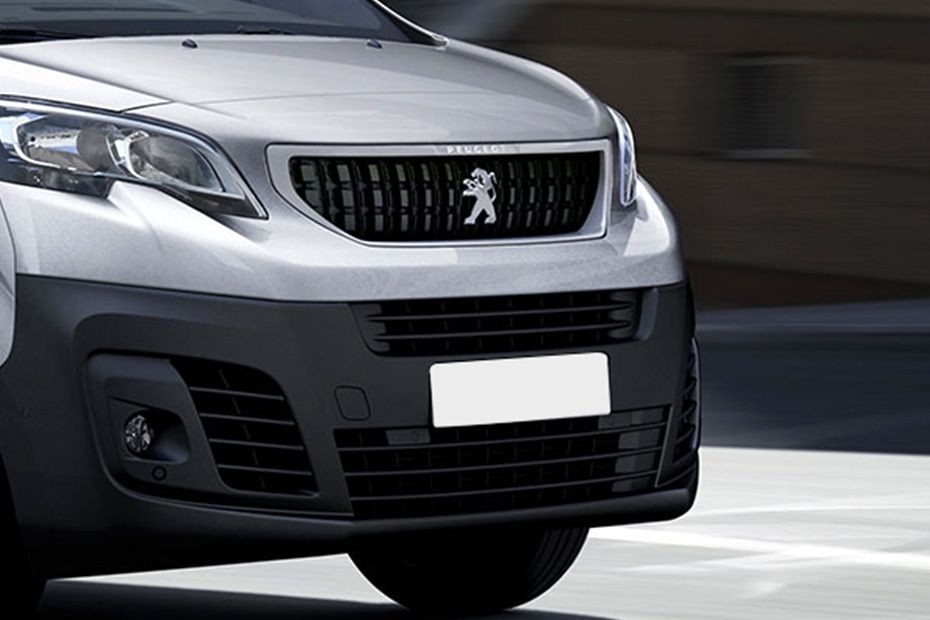 Expert (2018-2022) Grille View in UAE