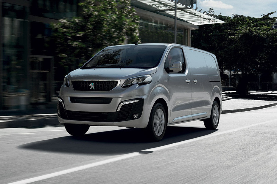 Expert Front angle low view in UAE