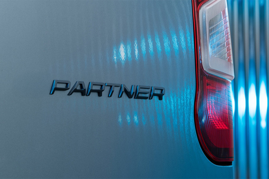 Partner Tail light