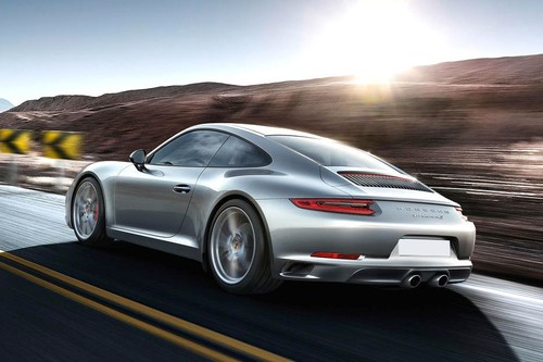 Rear Cross Side View of Porsche 911 (2022-2023)