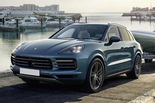 Cayenne  (2022-2024) Front angle low view