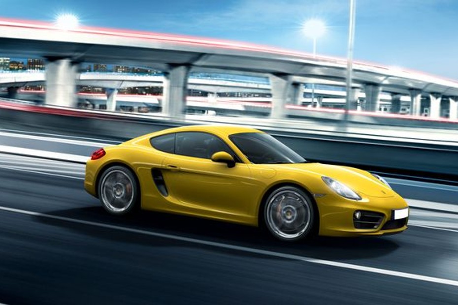 Cayman S Side view in UAE