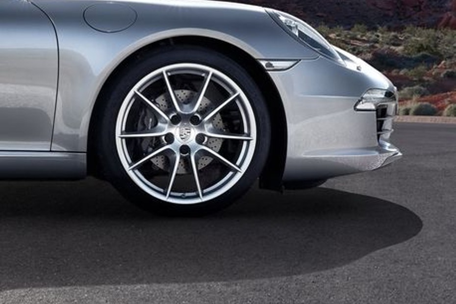 911 Carrera Wheel in UAE
