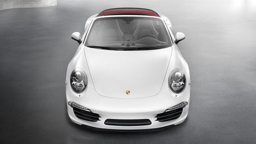 Full Front View of 911 Carrera S Cabriolet