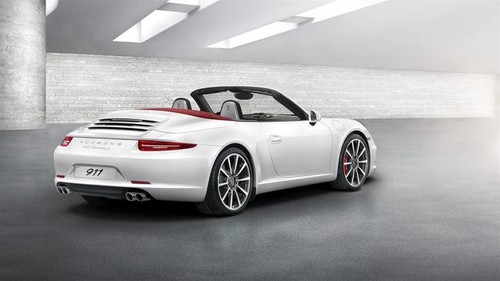 911 Carrera S Cabriolet Rear angle view