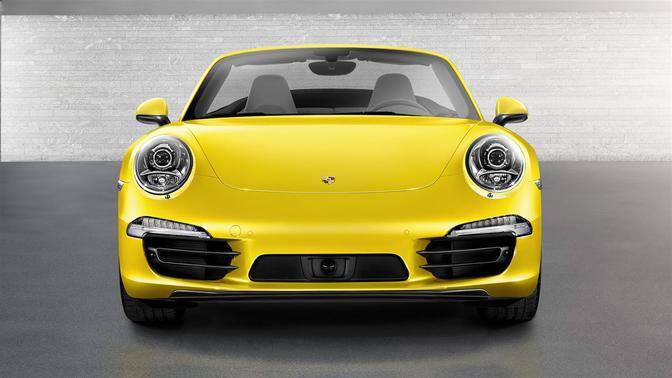 Porsche 911 Carrera 4S Cabriolet UAE