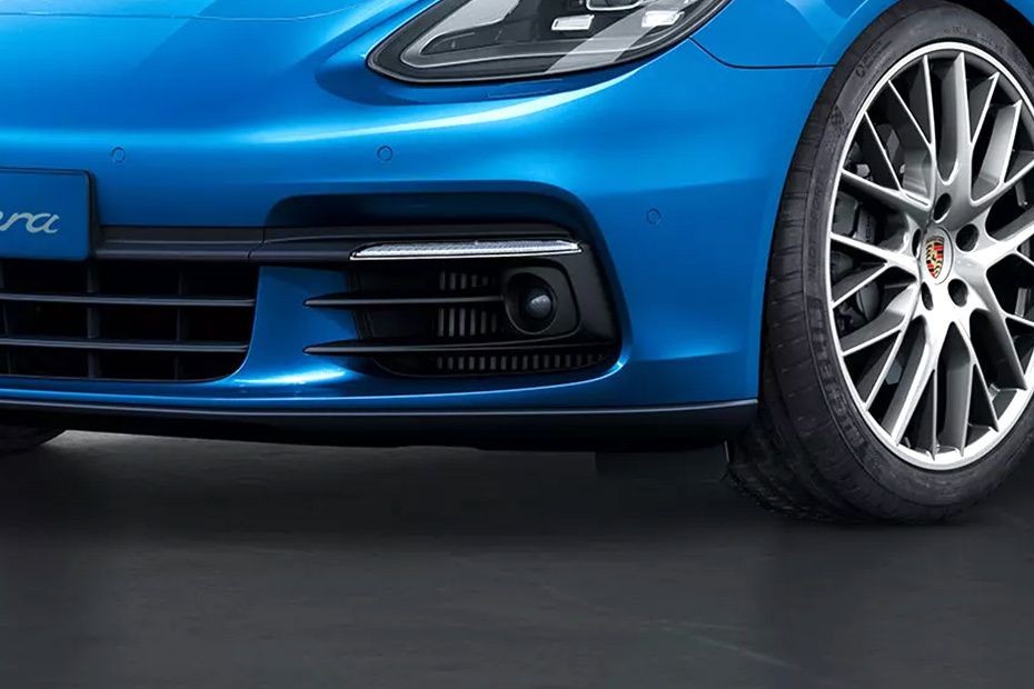 Panamera Front Fog Lamp in UAE