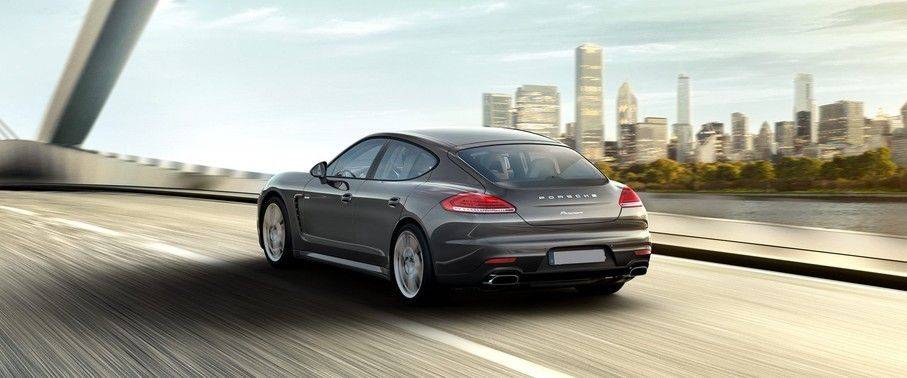 Panamera Diesel Side view Panamera Diesel Side view