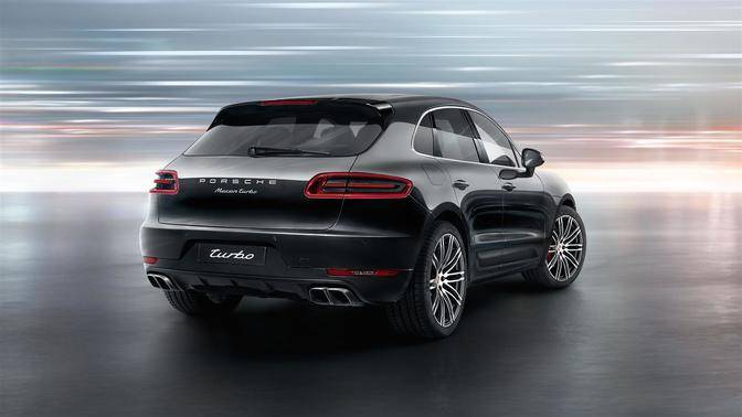 Macan Turbo-2015 Rear angle view Macan Turbo-2015 Rear angle view