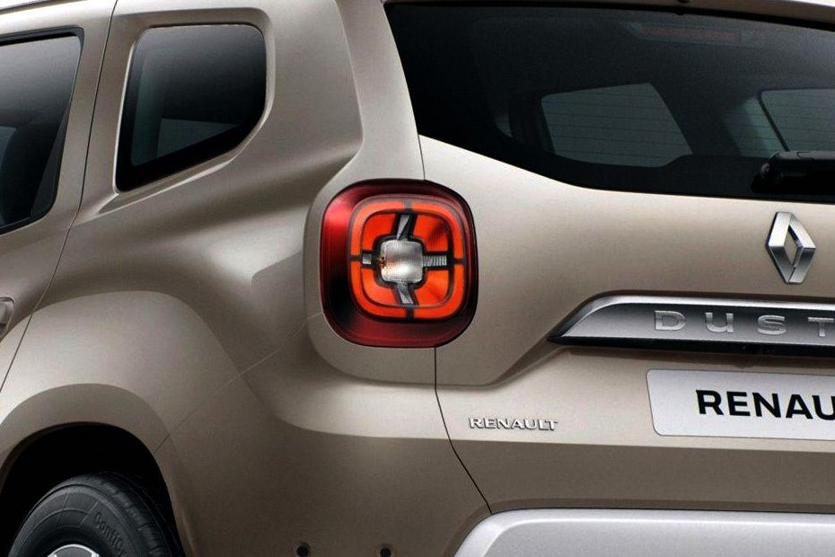 Duster Tail light in UAE