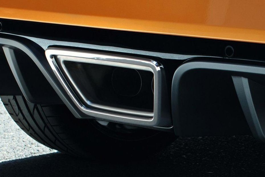 Exhaust Pipe of Renault Megane RS in UAE