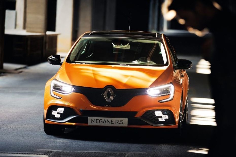 Full Front View of Megane RS in UAE