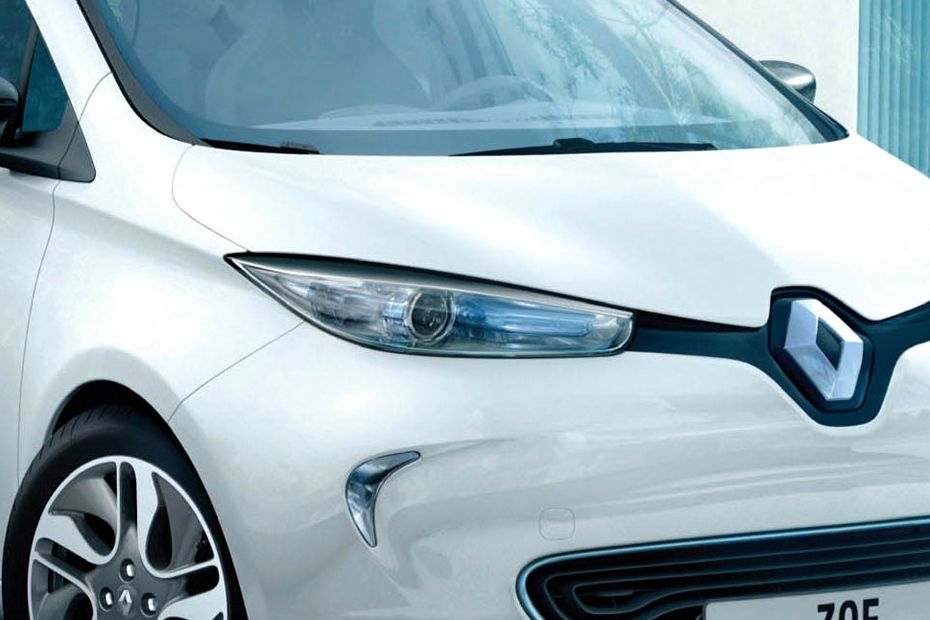 Renault ZOE review: interior, dashboard & comfort 2024