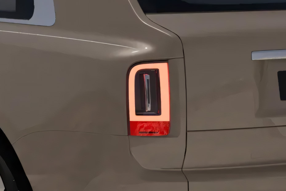 Cullinan Tail light Cullinan Tail light