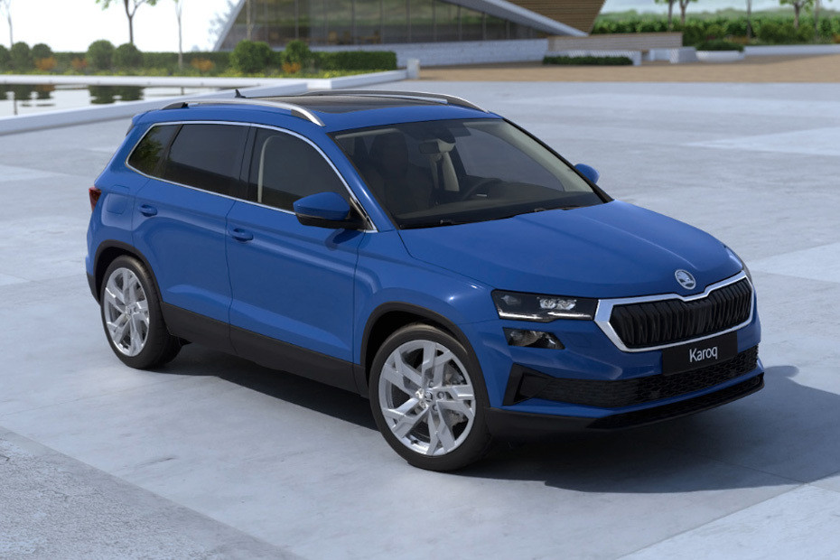 Skoda Karoq Front Cross Side View