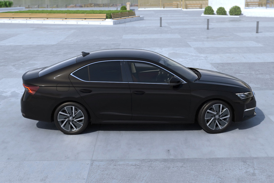 Octavia Medium Angle Front View in UAE