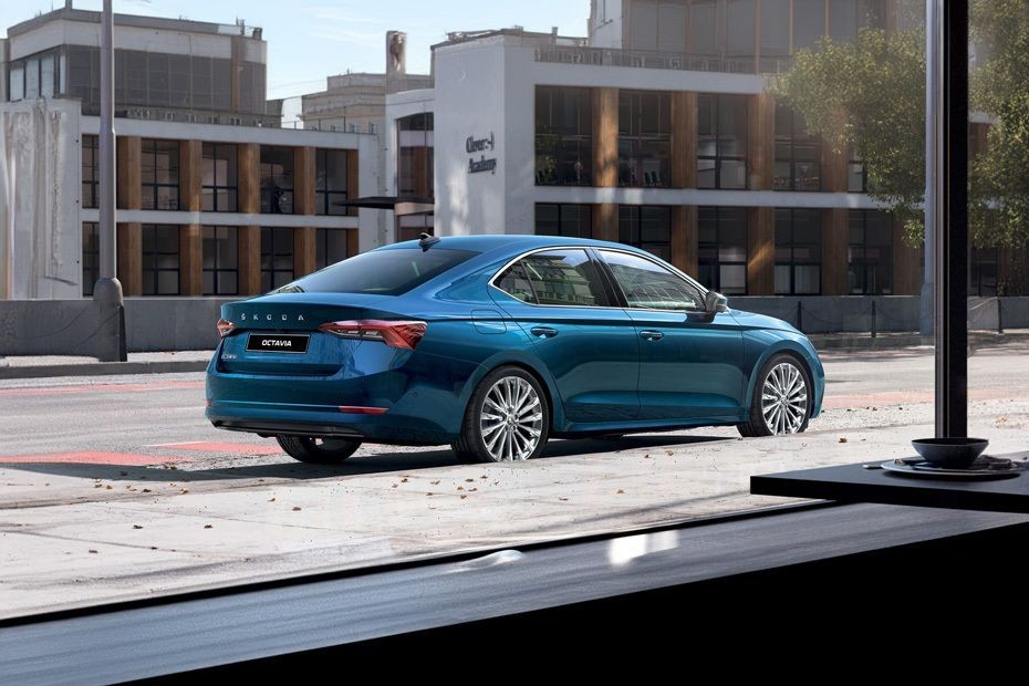 Octavia (2022-2024) Rear Medium Side View in UAE