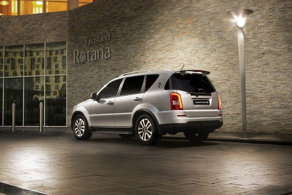 Rear Cross Side View of Ssangyong Rexton W in UAE