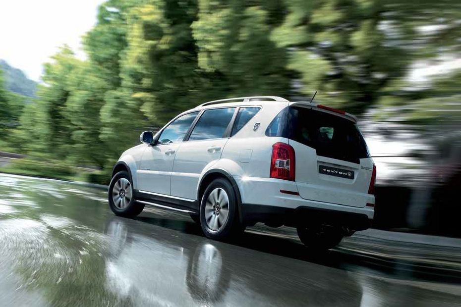 Rear Cross View of Ssangyong Rexton W in UAE