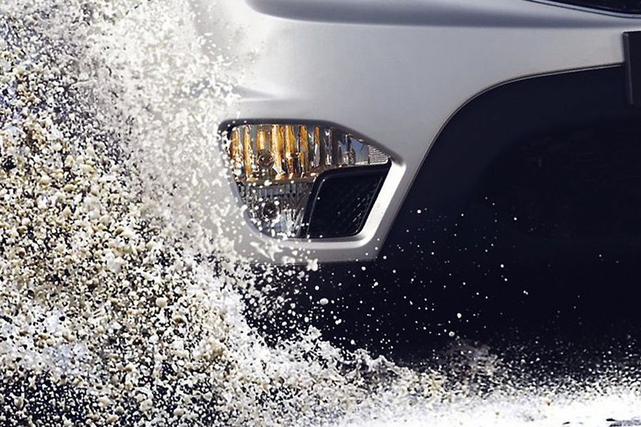 Actyon Sport Front Fog Lamp in UAE