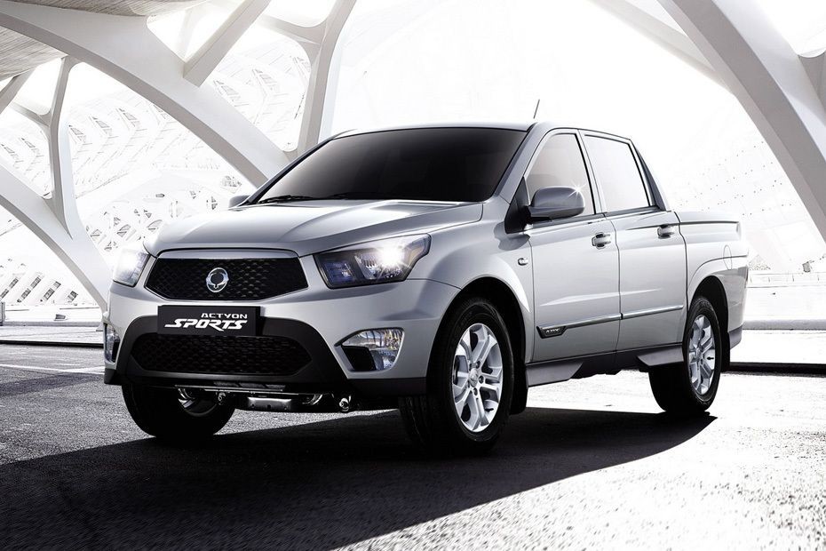 Ssangyong Actyon Sport Front Side View in UAE