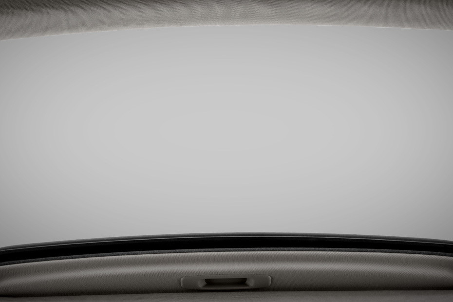 Subaru Outback Sunroof Moonroof in UAE