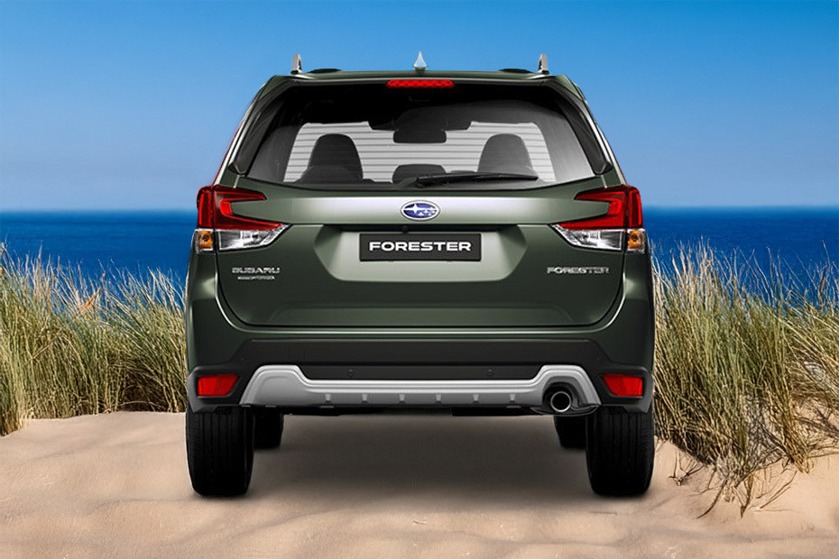 Full Rear View of Subaru Forester Full Rear View of Subaru Forester