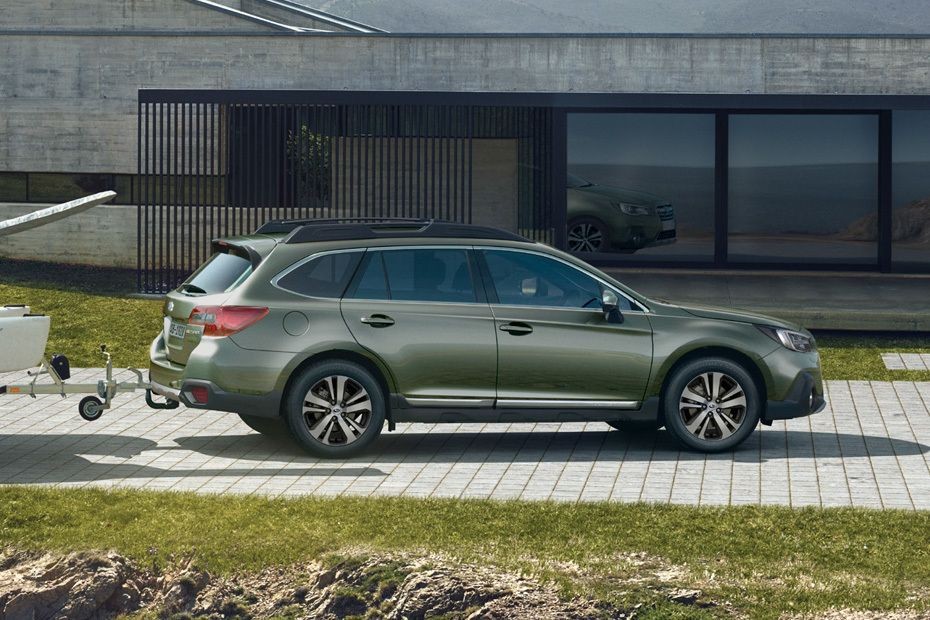 Subaru Outback (2012-2021) Drivers Sideview in UAE