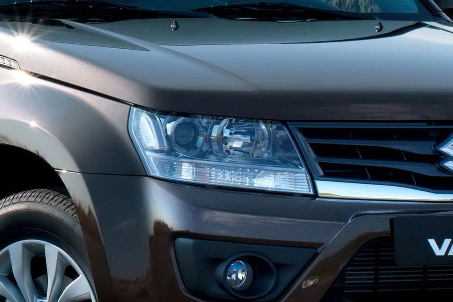 Grand Vitara (2022-2023) Headlight in UAE