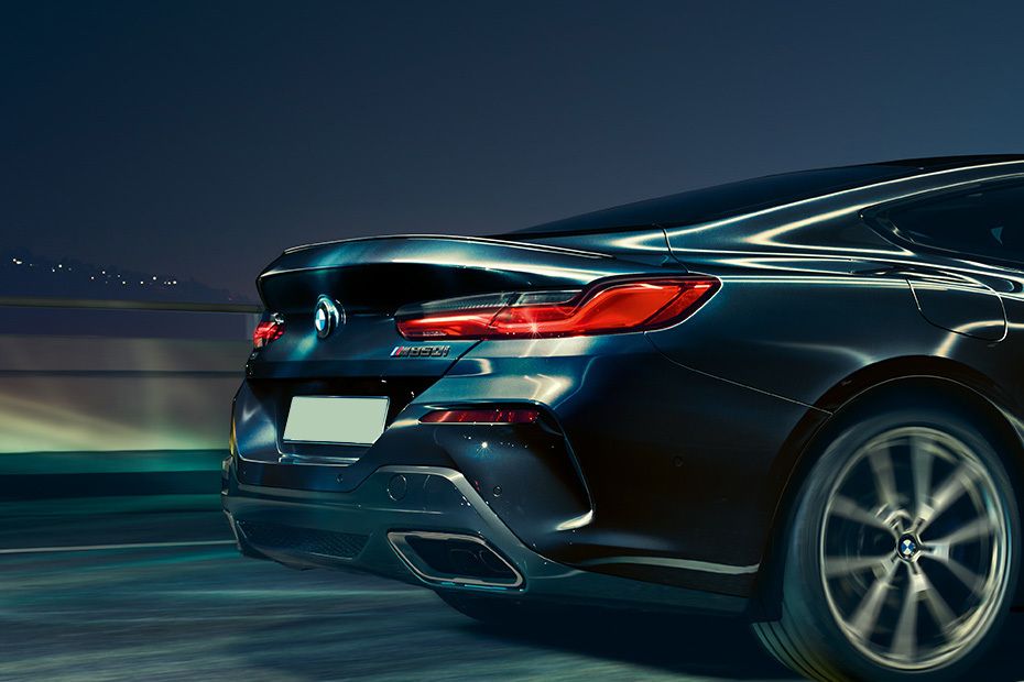 BMW 8 Series Coupe Price in UAE - Images, Specs, Reviews & Compare