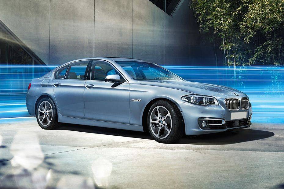BMW Active Hybrid 5 Front Cross Side View BMW Active Hybrid 5 Front Cross Side View