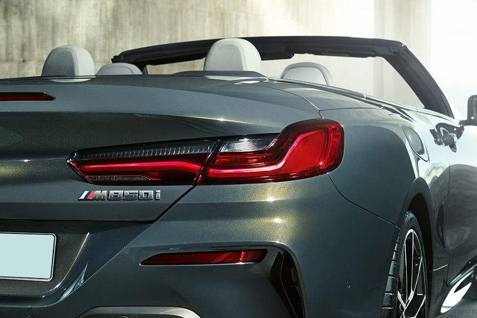 8 Series Convertible Tail light in UAE