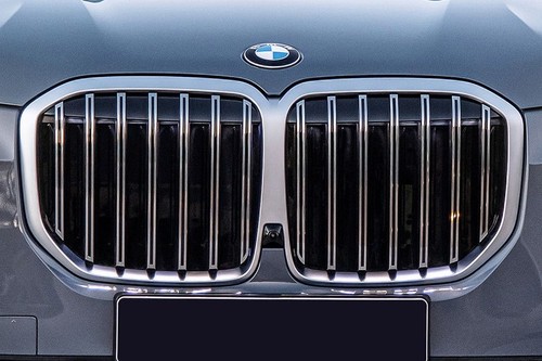 X7 Grille View