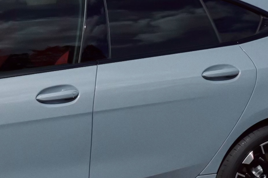 2 Series Gran Coupe Door handle in UAE