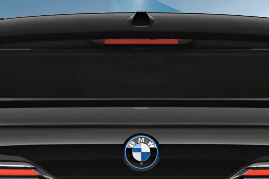 7 Series Roof Antenna in UAE